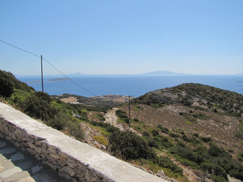 sep2011fromantiparostothecave65.jpg