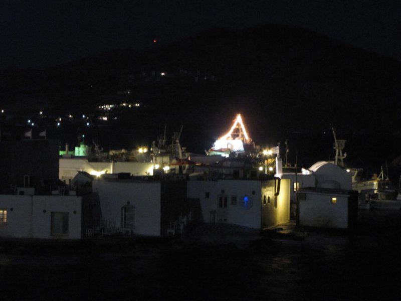 sep2011parosnaousa125.jpg
