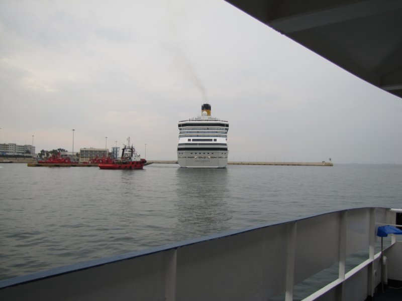 sep2011piraeussalamina14.jpg