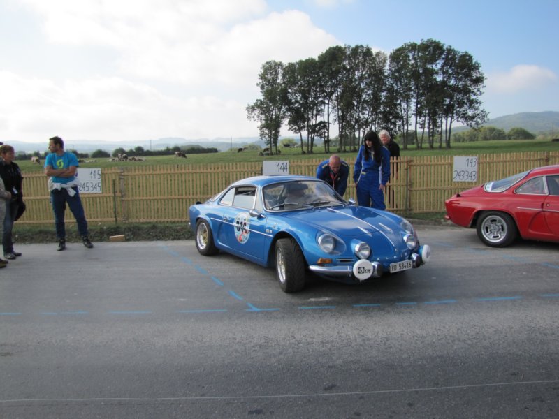 alpinea110197414.jpg