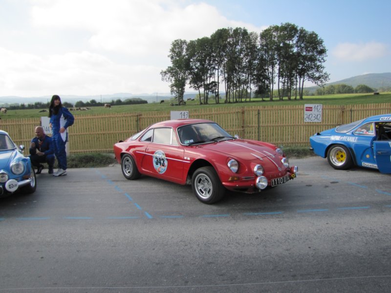 alpinea11019746.jpg