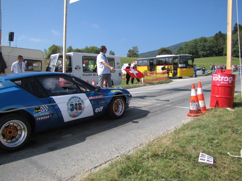 alpinerenaulta3101600ve19734.jpg