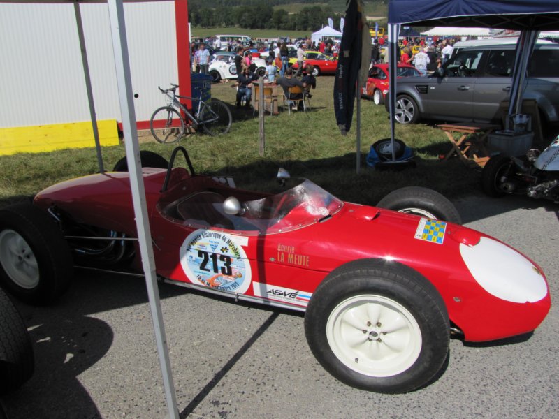 lotus18f119612.jpg
