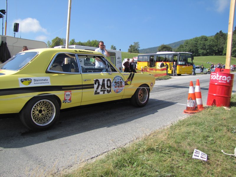 opelcommodoresteinmetz196912.jpg