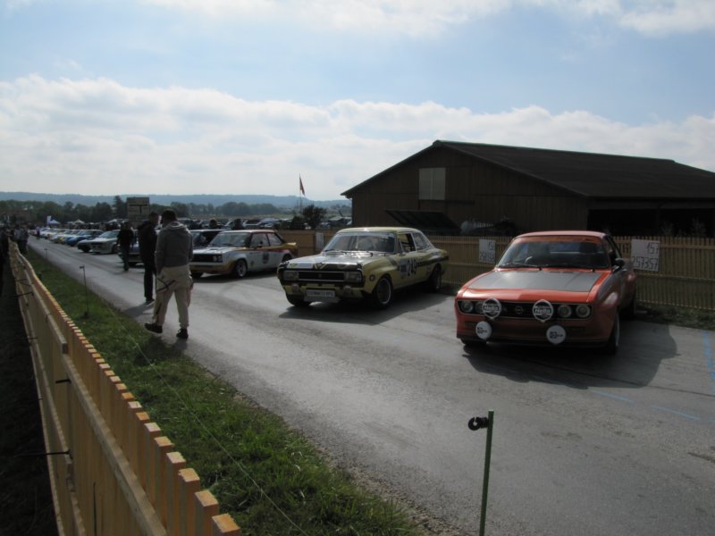 opelcommodoresteinmetz19695.jpg
