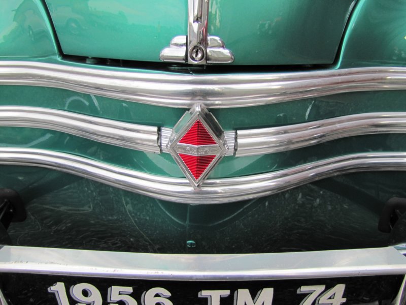 renault4cv10.jpg