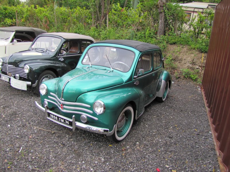 renault4cv8.jpg