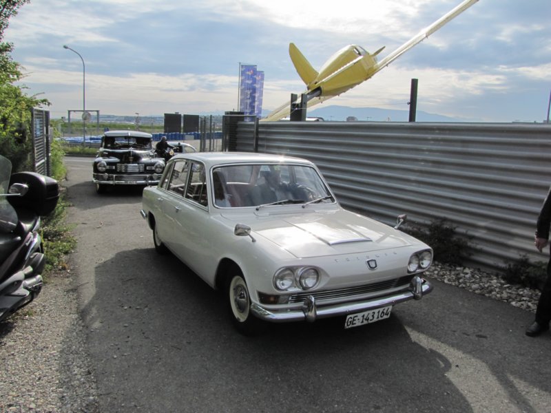 triumph2000.jpg