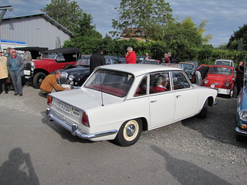 triumph20009.jpg