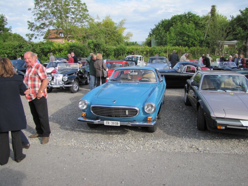 volvo1800e2.jpg