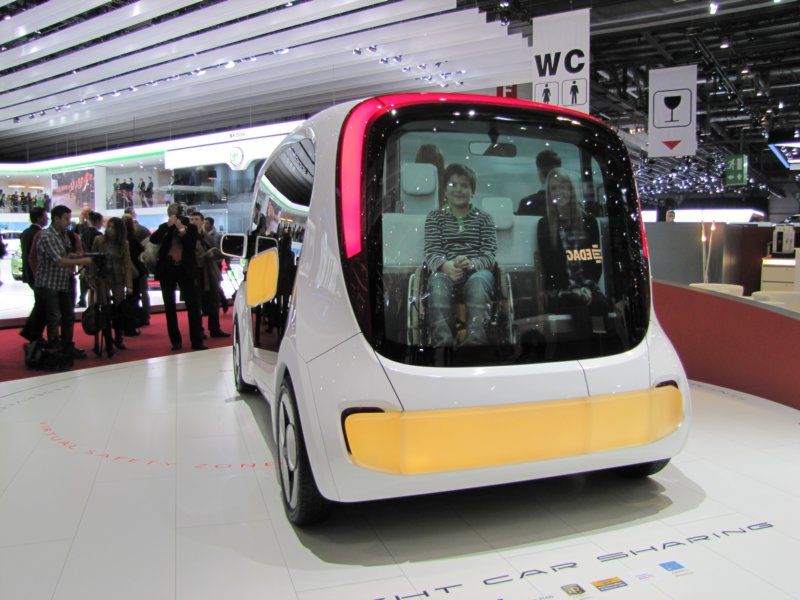 edaglightcarsharing2.jpg
