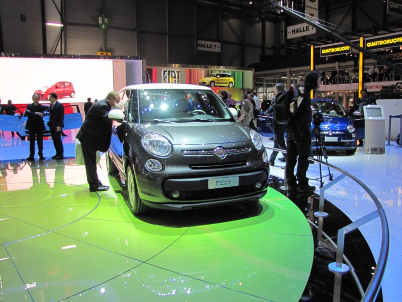 fiat500l.jpg