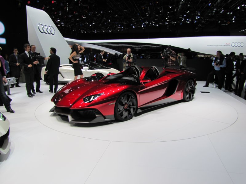 lamborghiniaventadorj11.jpg