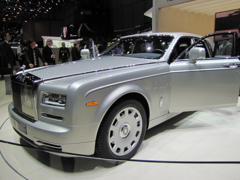 rollsroycephantomseriesii22.jpg