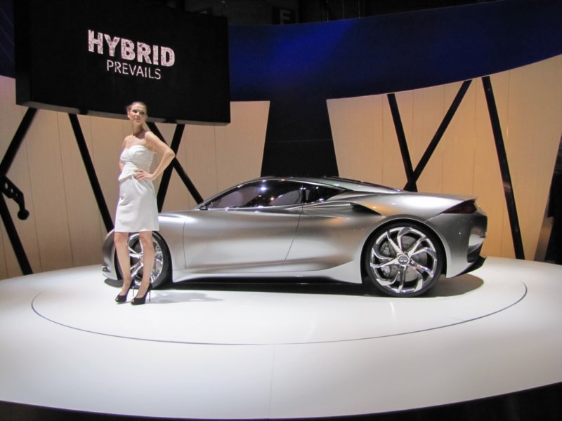 infinitiemerge13.jpg