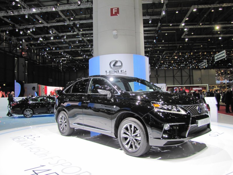 lexusrx450h43.jpg