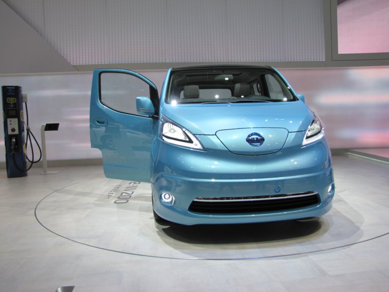 nissanenv20010.jpg
