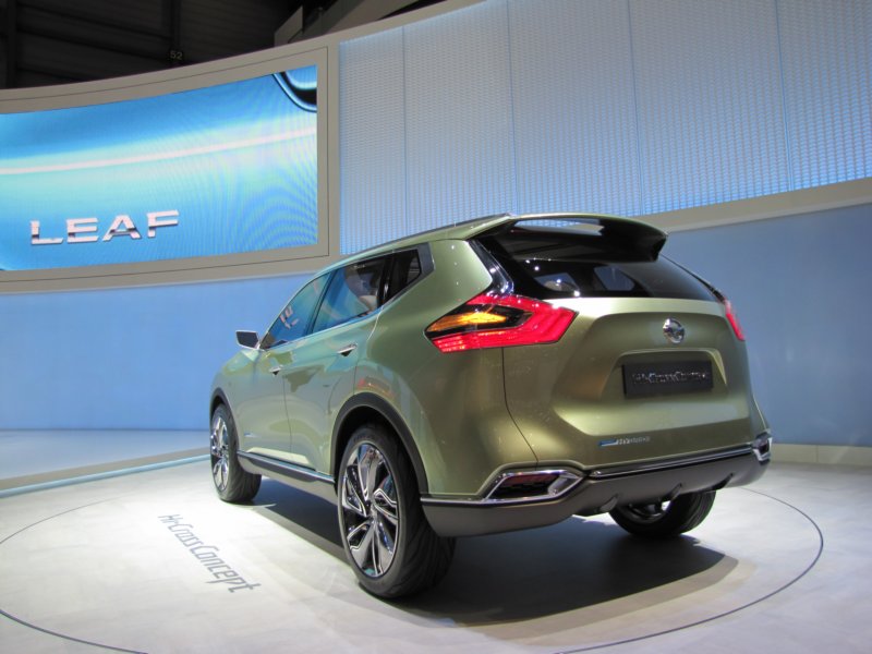 nissanhicross18.jpg