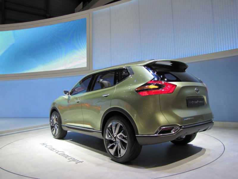 nissanhicross26.jpg