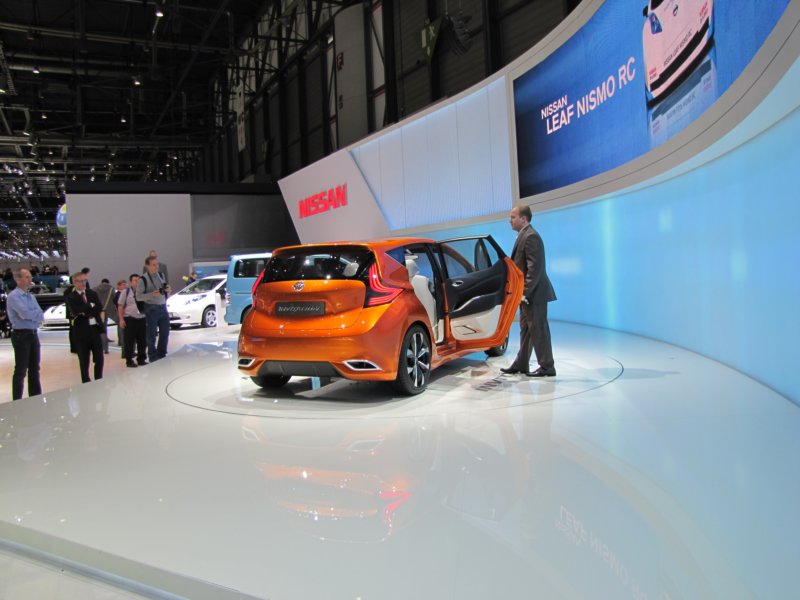 nissaninvitation41.jpg