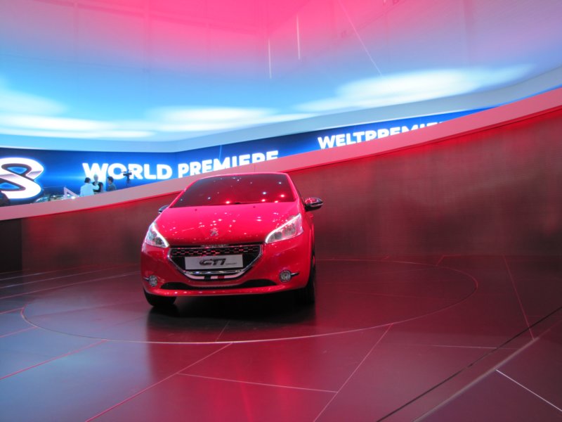 peugeot208gti24.jpg