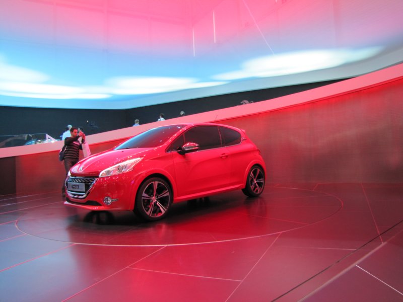 peugeot208gti5.jpg