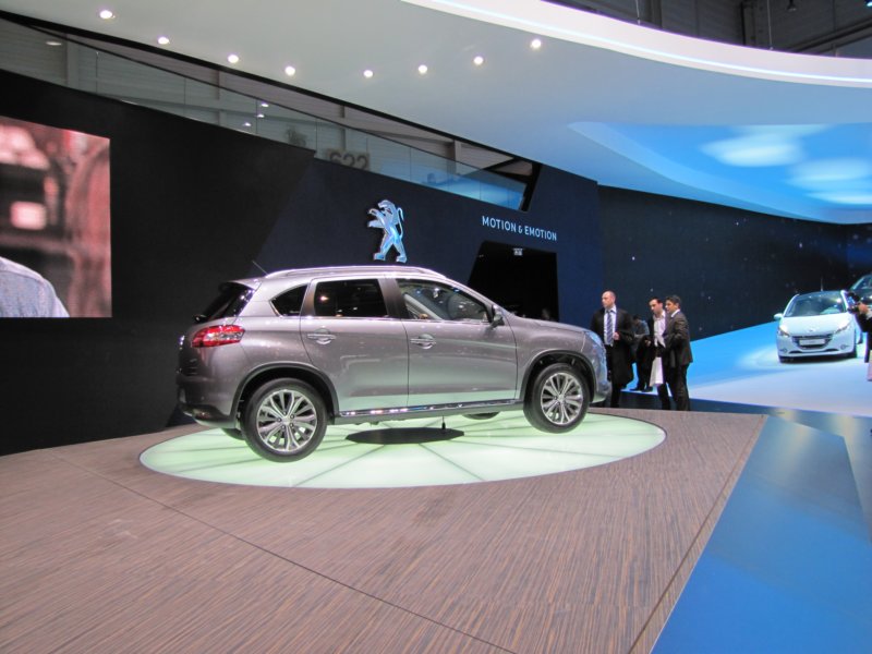 peugeot40082.jpg