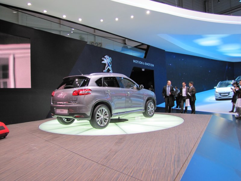 peugeot40086.jpg