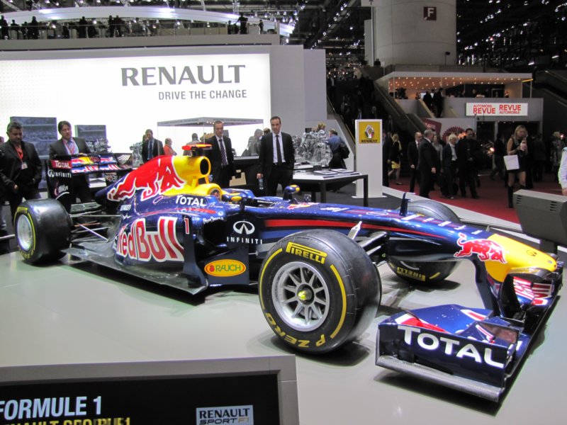 redbullracingrenault5.jpg