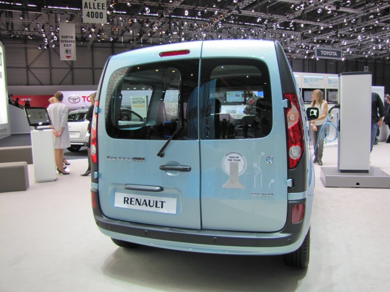 renaultkangooze7.jpg