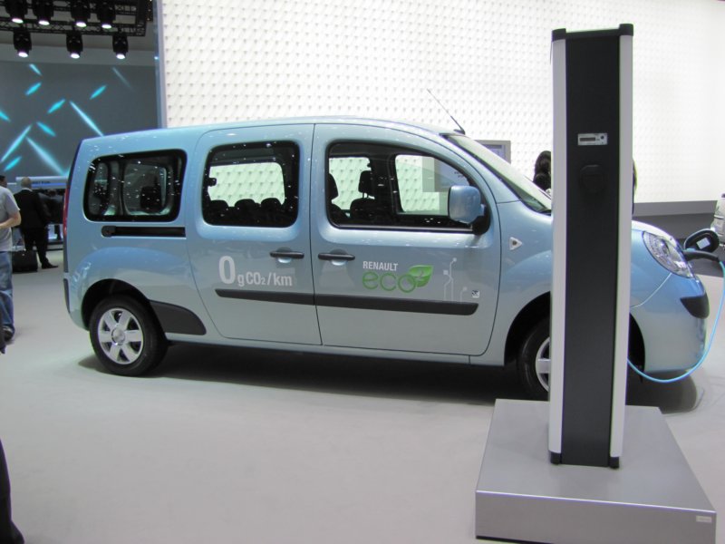 renaultkangooze8.jpg