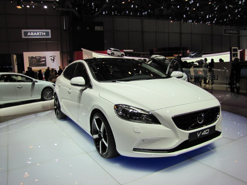 volvov4067.jpg