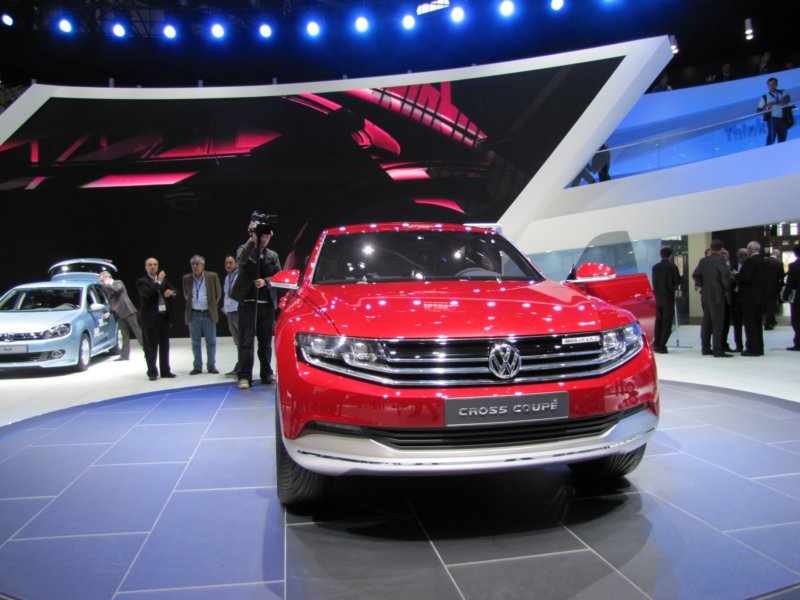vwcrosscoup10.jpg