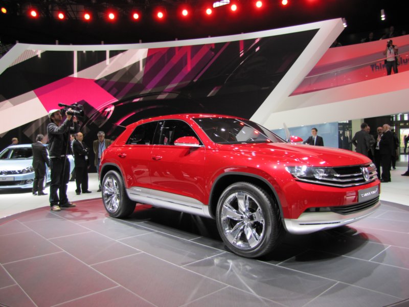 vwcrosscoup18.jpg