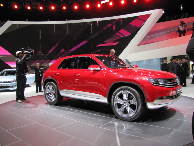vwcrosscoup21.jpg