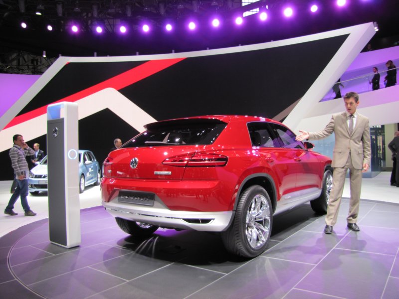 vwcrosscoup28.jpg