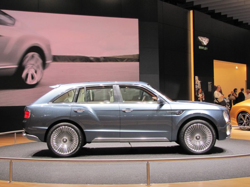 bentleyexp9f15.jpg