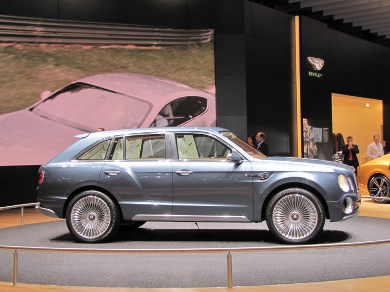 bentleyexp9f16.jpg