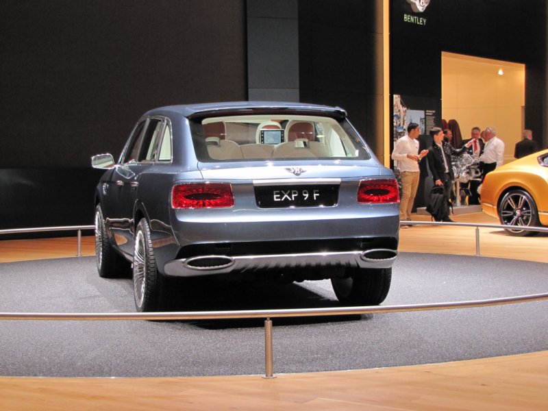 bentleyexp9f30.jpg