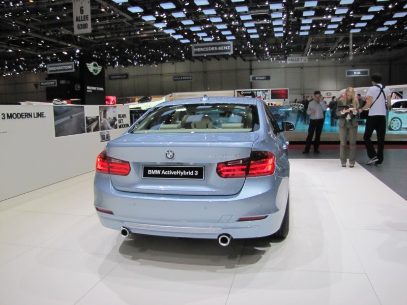 bmwactivehybrid35.jpg