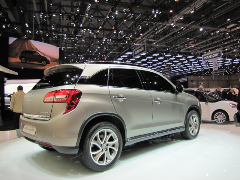 citronc4aircross41.jpg