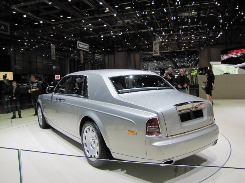 rollsroycephantomseriesii26.jpg