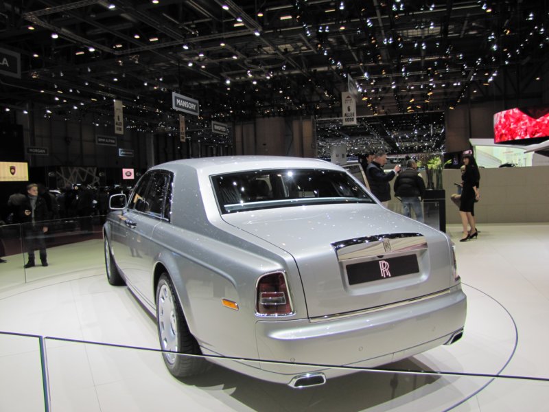 rollsroycephantomseriesii4.jpg