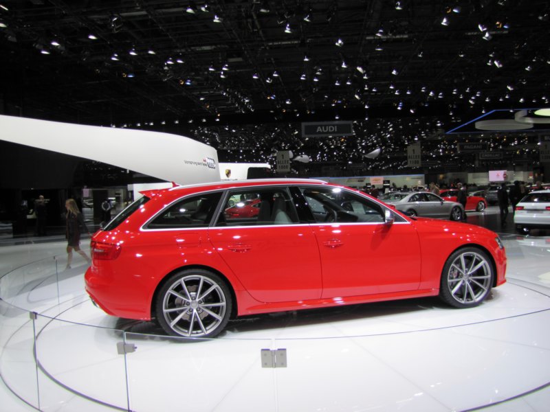 audirs4avant74.jpg