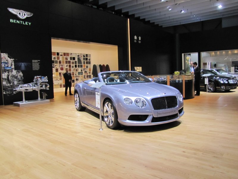 bentleycontinentalgtc11.jpg