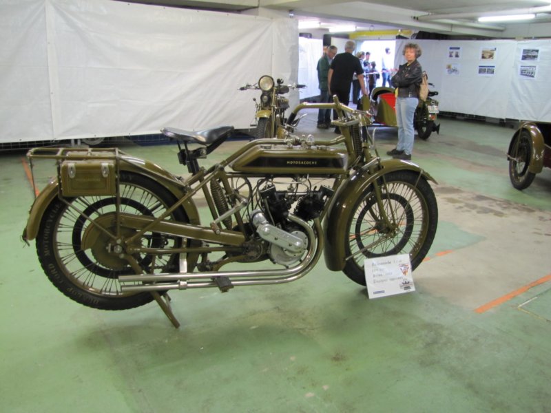 motosacoche2c1019256.jpg