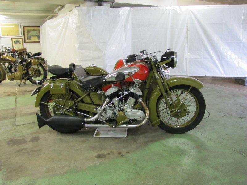 motosacoche8505.jpg