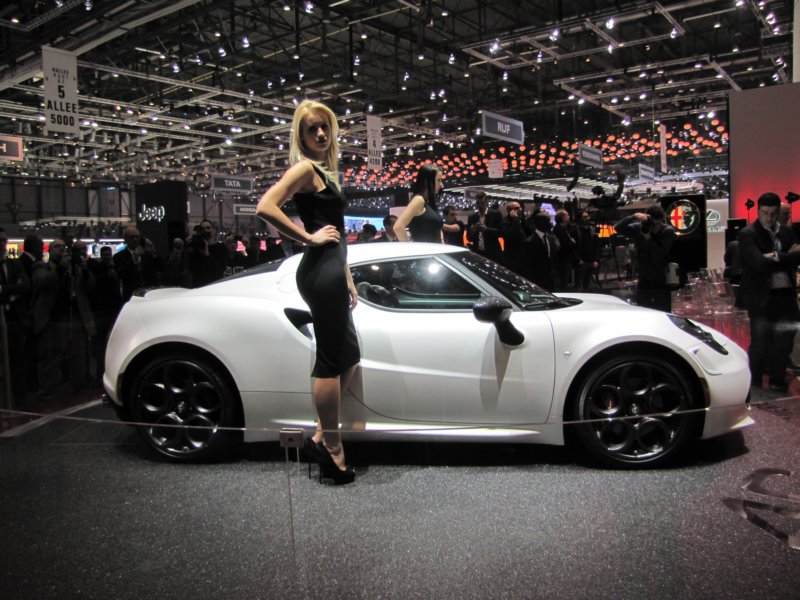 alfaromeo4c4.jpg