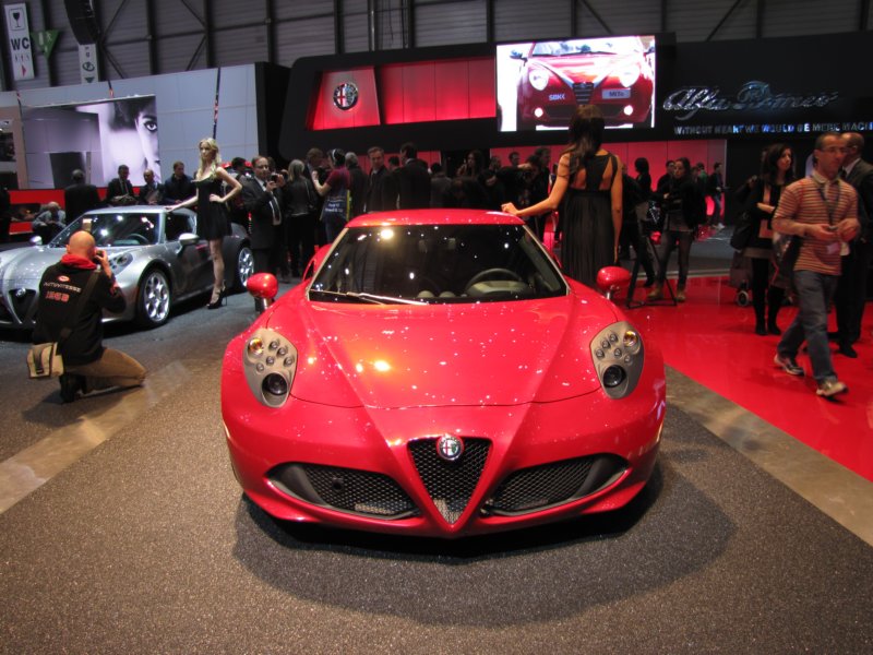 alfaromeo4c42.jpg