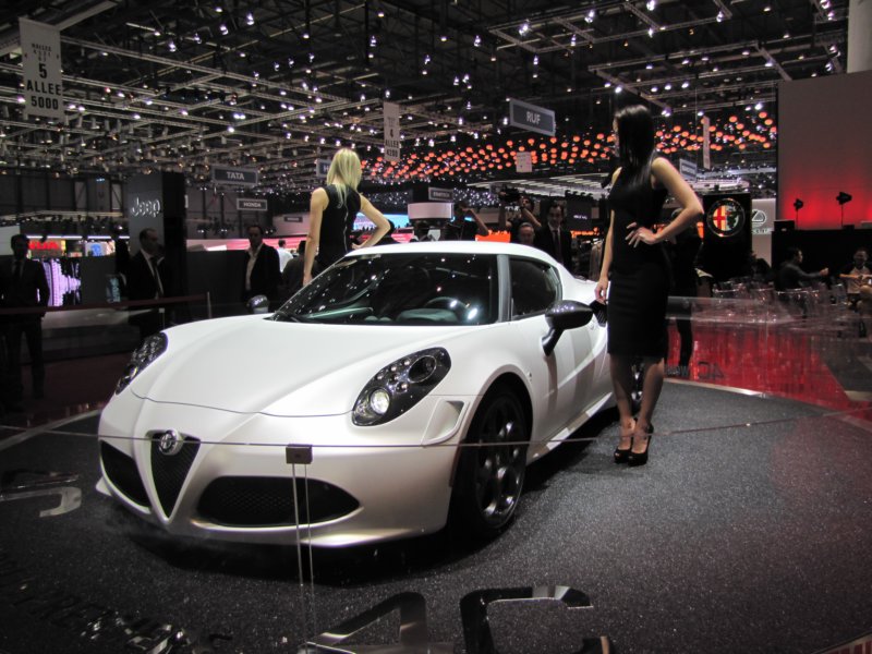 alfaromeo4c74.jpg
